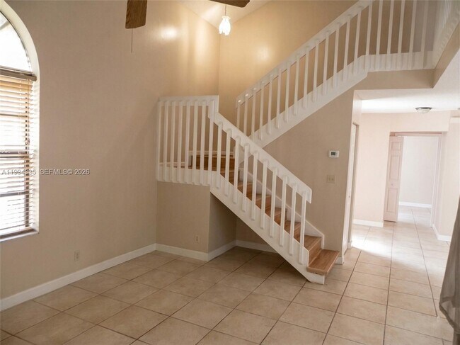 Building Photo - 10731 NW 16th Ct