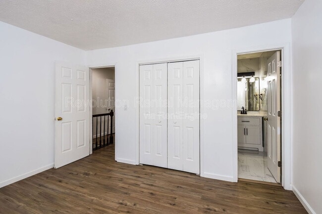 Building Photo - 1303 Sweet Pine Dr