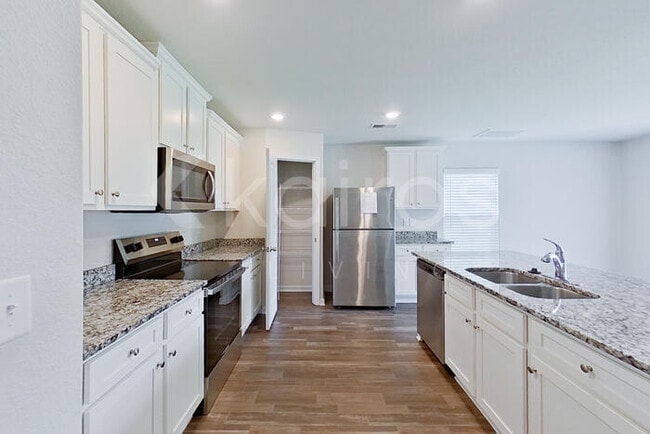 Building Photo - 1626 Hidden Gdn Ln