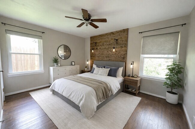 Building Photo - 4709 Lido Ln