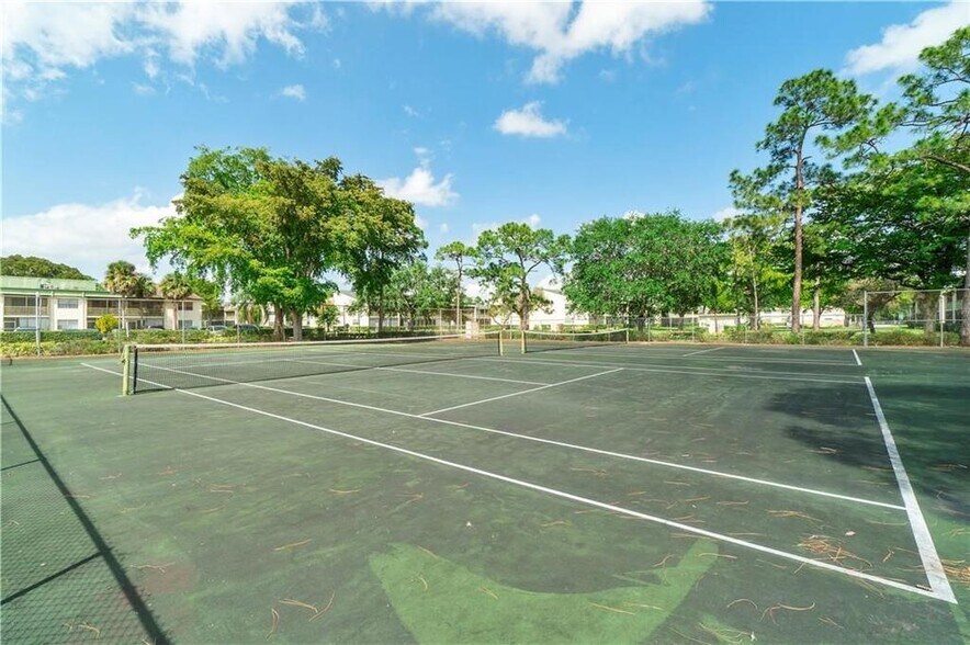 Building Photo - 4113 NW 88th Ave