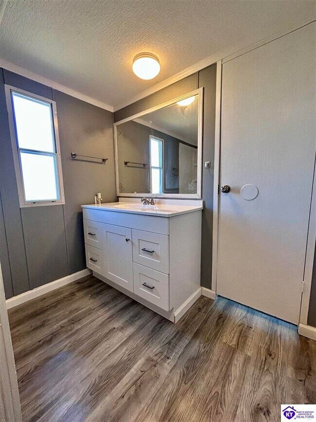 Building Photo - 55 Rhonda Ct