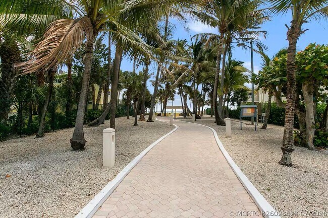 Building Photo - 1421 S Ocean Blvd