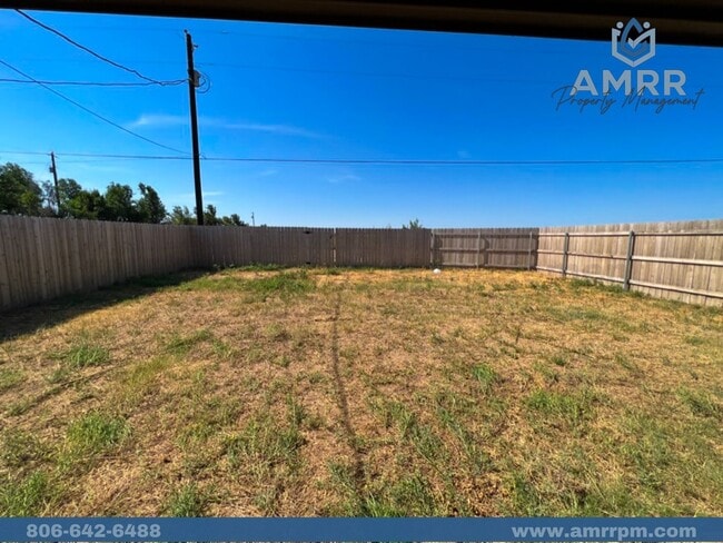 Building Photo - 7410 5th St