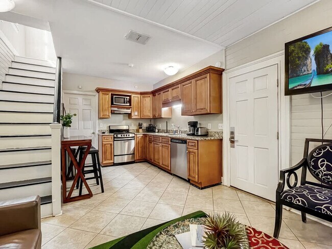 Building Photo - 209 W Bolton St