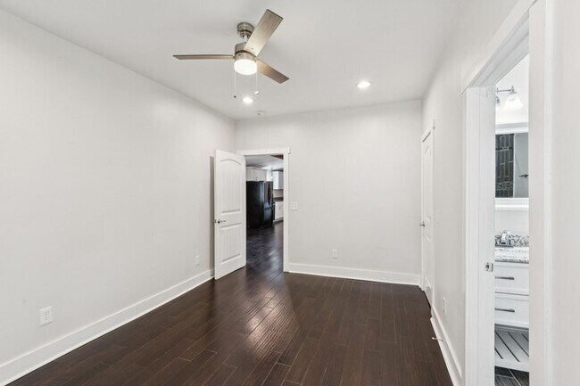 Building Photo - North Nashville Bungalow