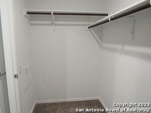 Building Photo - 10102 Ana Hts
