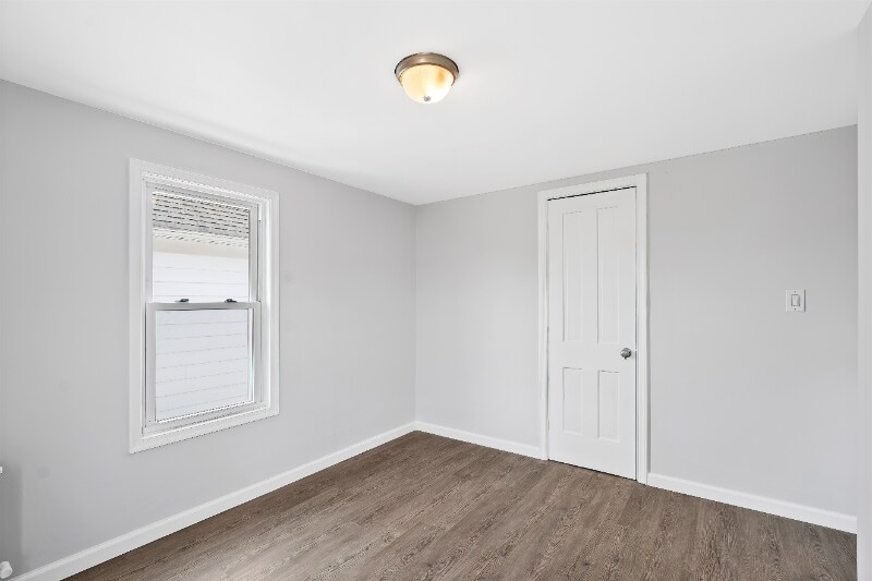 Building Photo - 509 Miller St