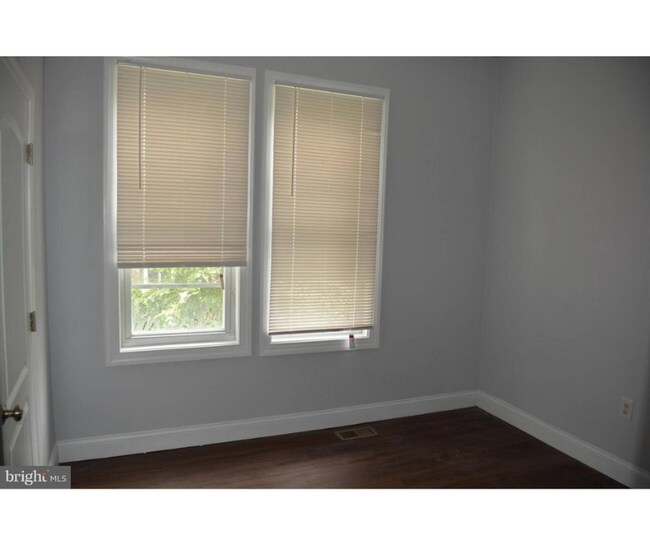 Building Photo - 4004 Belvieu Ave