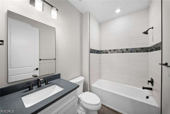 Building Photo - 20112 KIngmont Dr