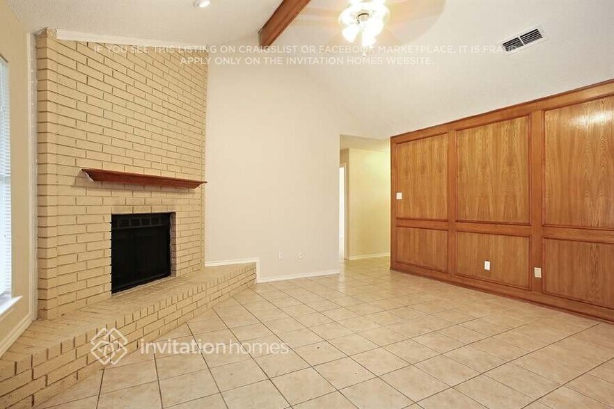 Building Photo - 4817 Creekridge Ln