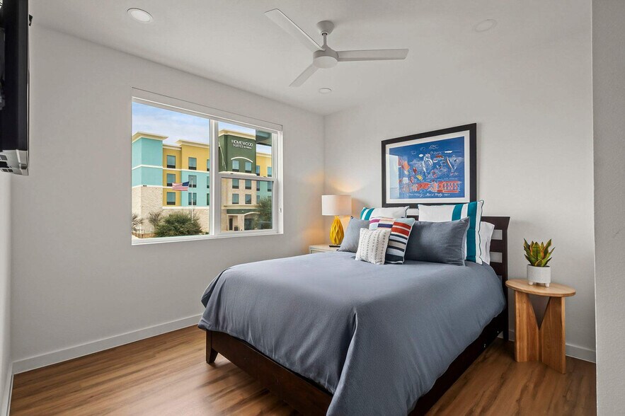 Building Photo - 2165 Gabriels Pl