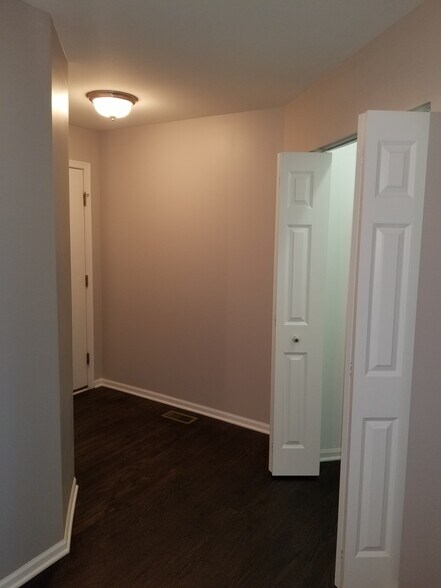 Building Photo - 1196 Megan Ct