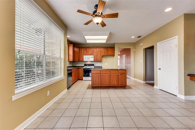 Building Photo - 3317 Fox Hollow Ct