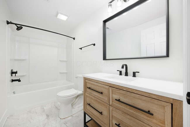 Building Photo - 1810 Tanis Dr