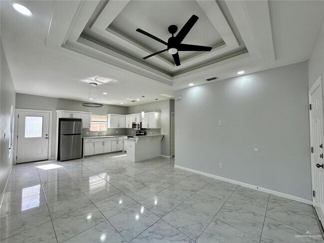 Building Photo - 3312 S Mia Ln
