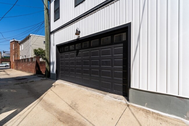 Building Photo - 4-Bedroom, 3-Bathroom with Garage - Canton...