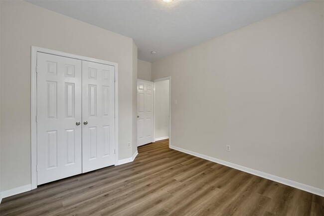 Building Photo - 59 Hidden Meadow Dr