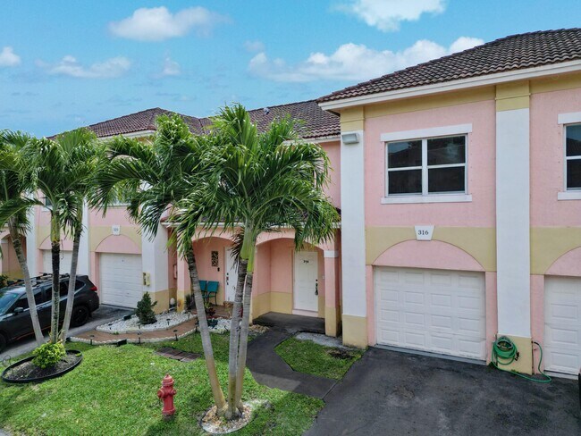Primary Photo - 316 Talia Cir