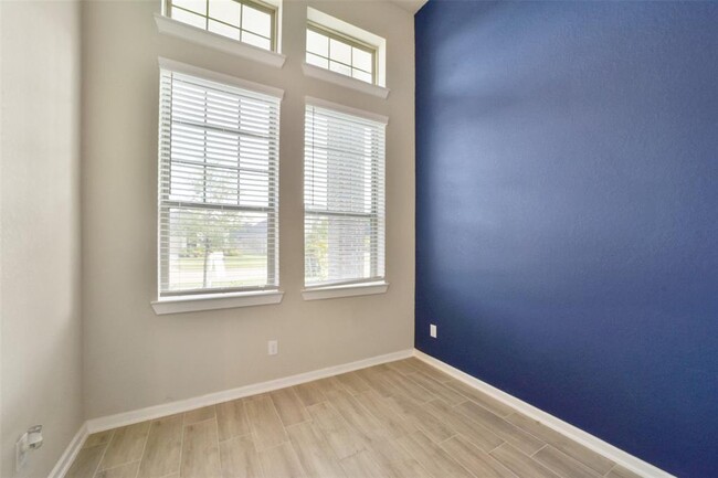 Building Photo - 29130 Parker Heights Ln