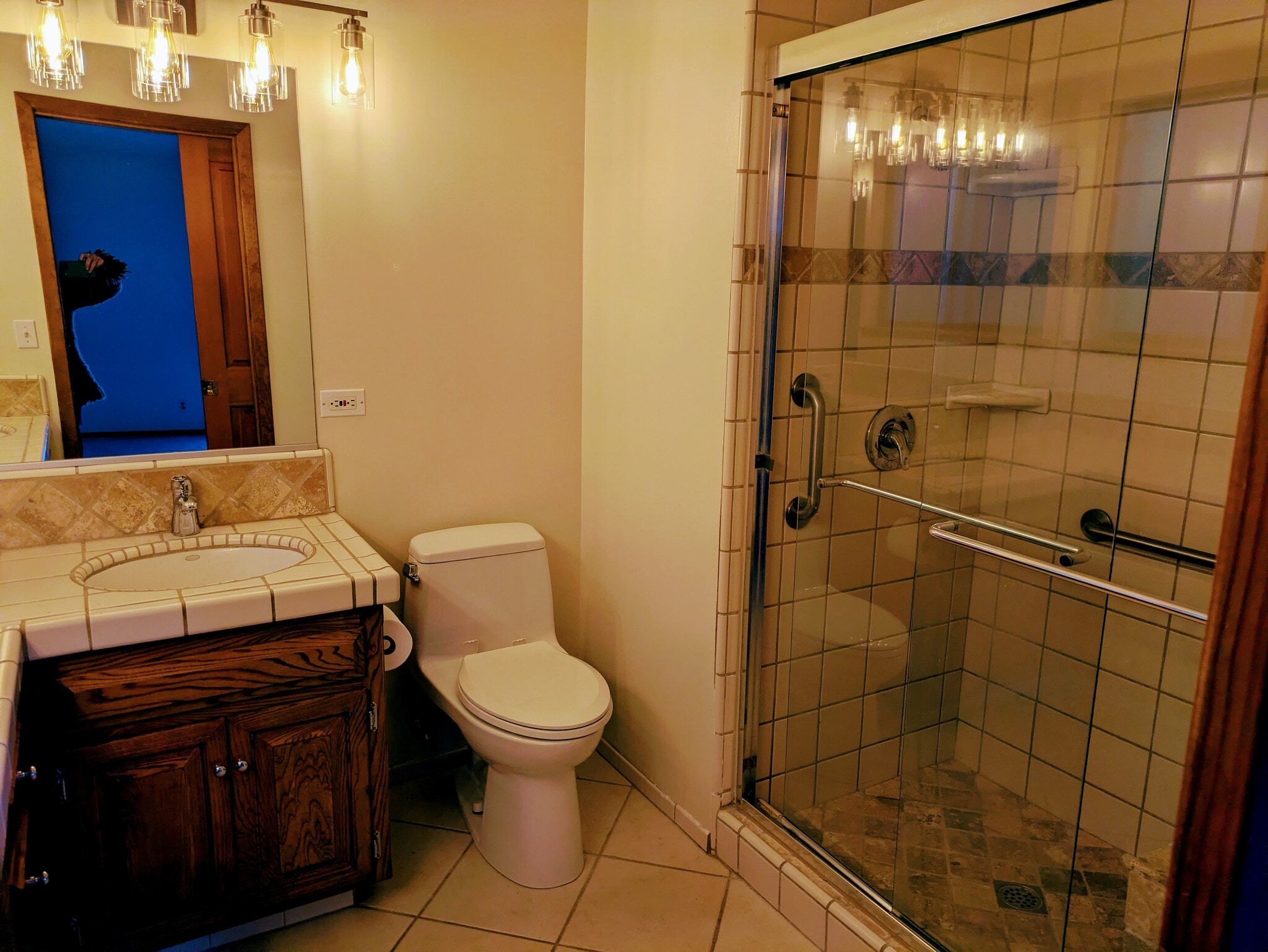 Building Photo - 85 Woodside Dr