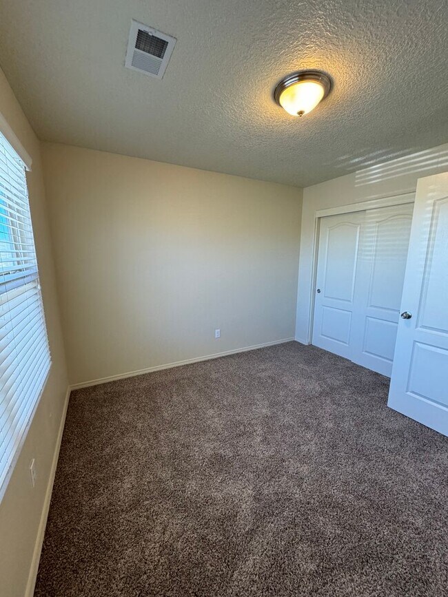 Building Photo - Stunning 5 Bedroom 2 Story Home. Coming soon!