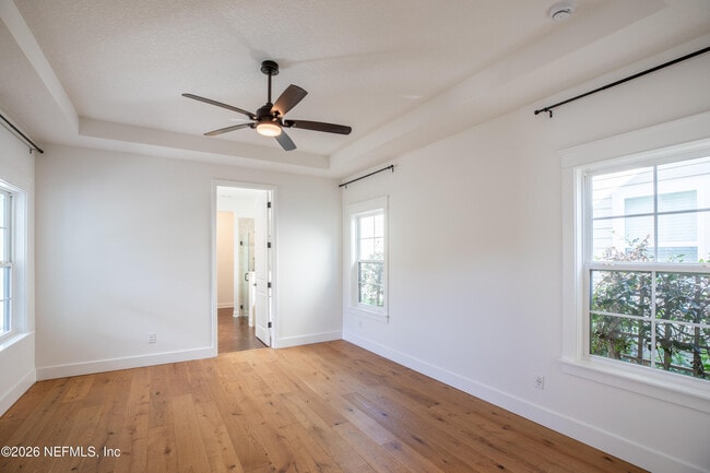 Building Photo - 11 Mascotte Pl