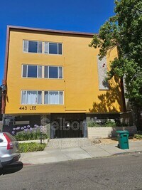 Building Photo - 443 Lee St