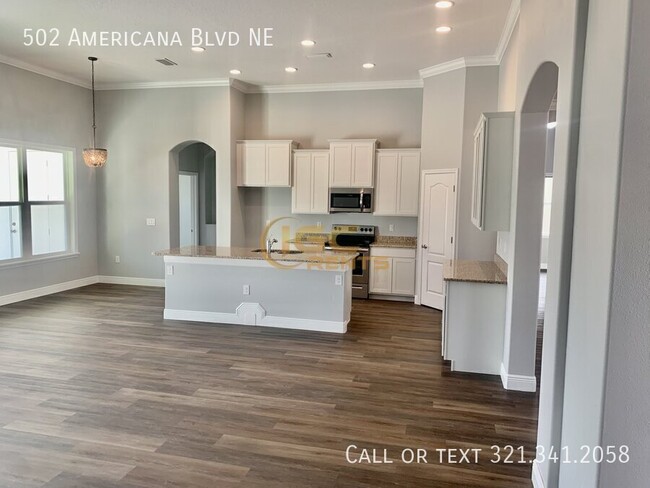 Building Photo - 502 Americana Blvd NE