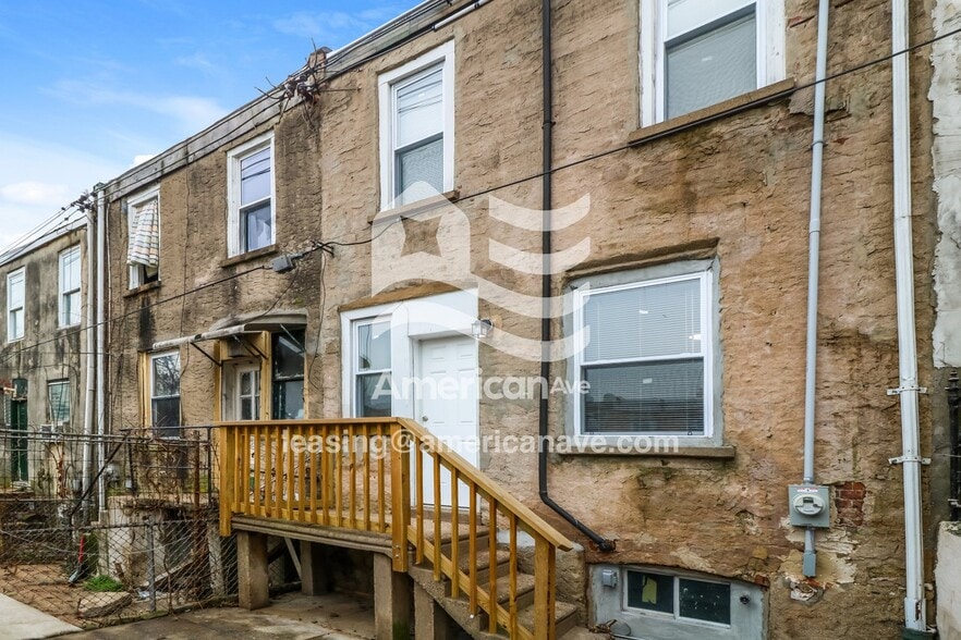 Building Photo - 2535 S Millick St