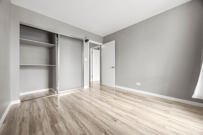 Building Photo - Beautiful 2BR/2BA Condo Close to Ala Moana & Downtown