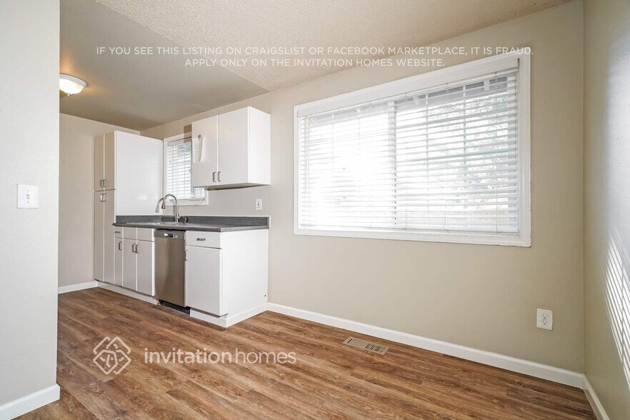 Building Photo - 29825 45th Ave S