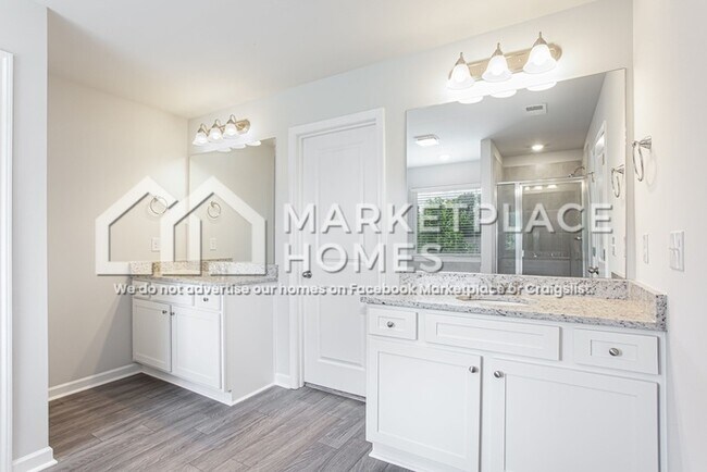 Building Photo - 1472 Stephens Vw Dr
