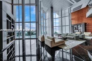 Building Photo - 17001 Collins Ave