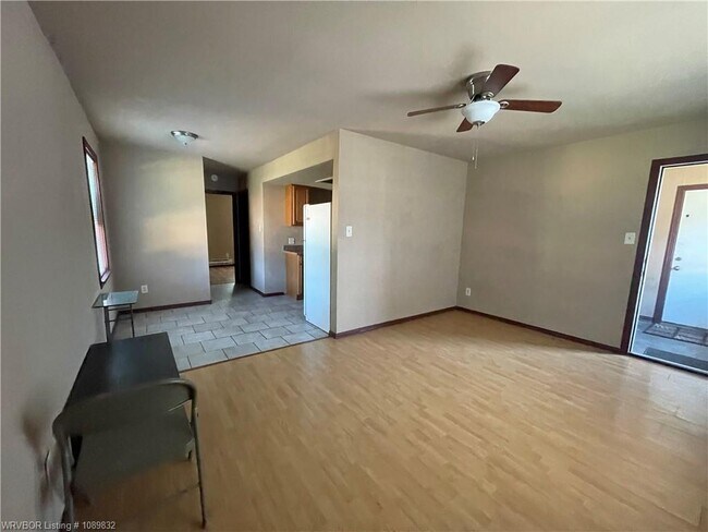 Building Photo - 903 N 47th St