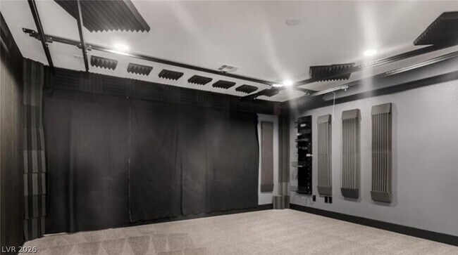 Building Photo - 264 Pointe Ranier Ave