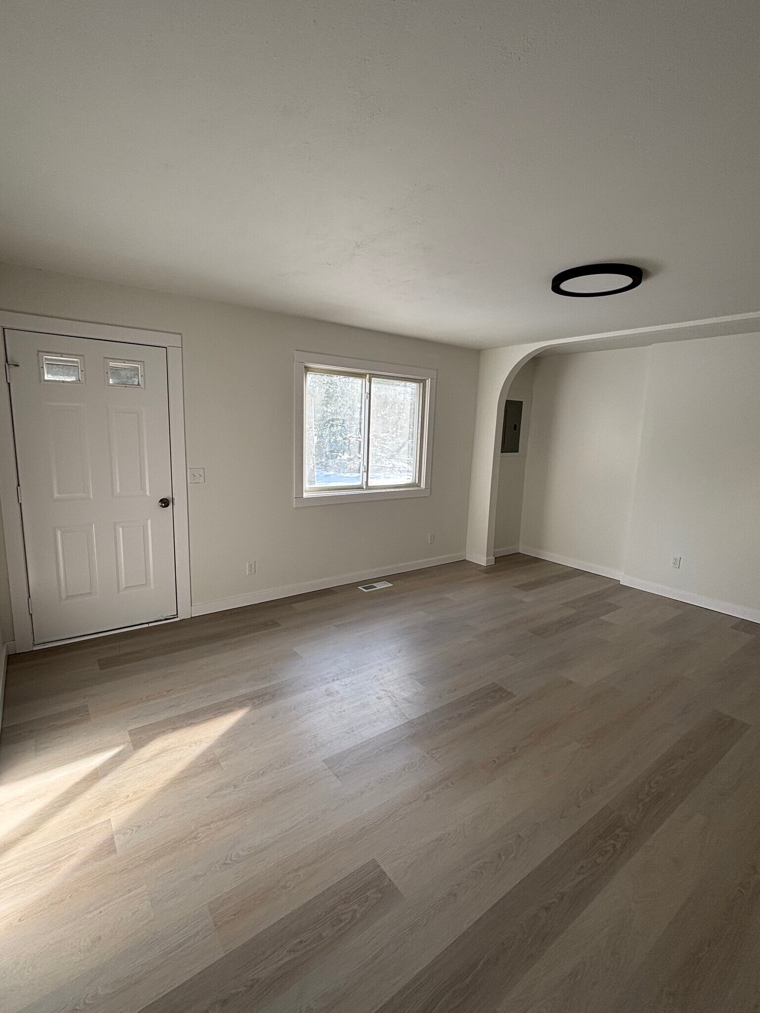 Building Photo - 20082 Drake Rd