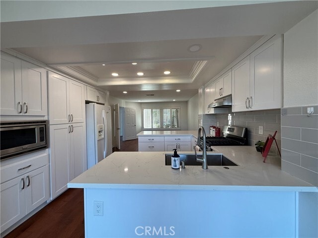 Building Photo - 9 La Quinta