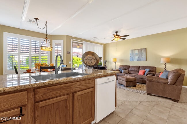 Building Photo - 4718 E Jude Ct