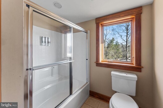 Building Photo - 3535 Meadow Rd