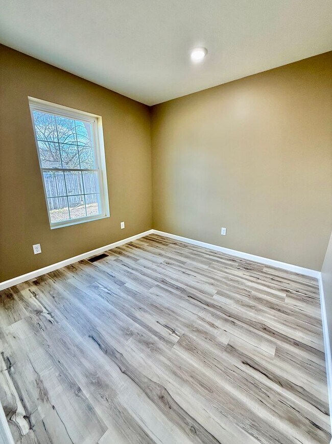 Building Photo - Just Built & Move-In Ready - Stunning New 3 Bedroom, 2 Bath Home!