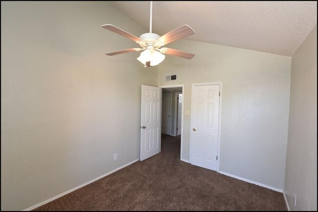 Building Photo - 11466 Napolske Ct