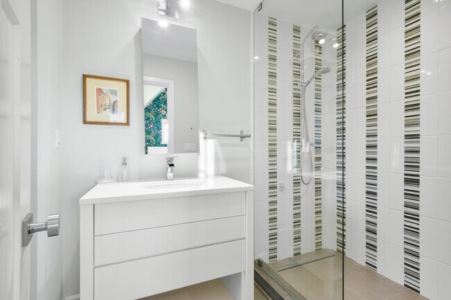 Building Photo - 21 Kenmare Rd