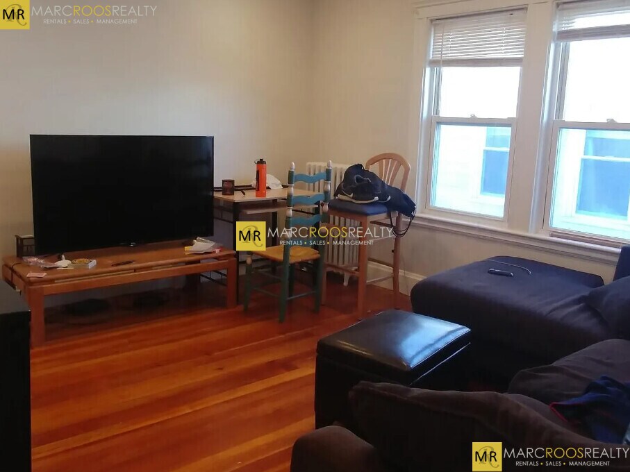 Building Photo - 41 Bowdoin St