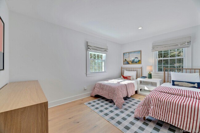 Building Photo - 110 Sleepy Hollow Ln