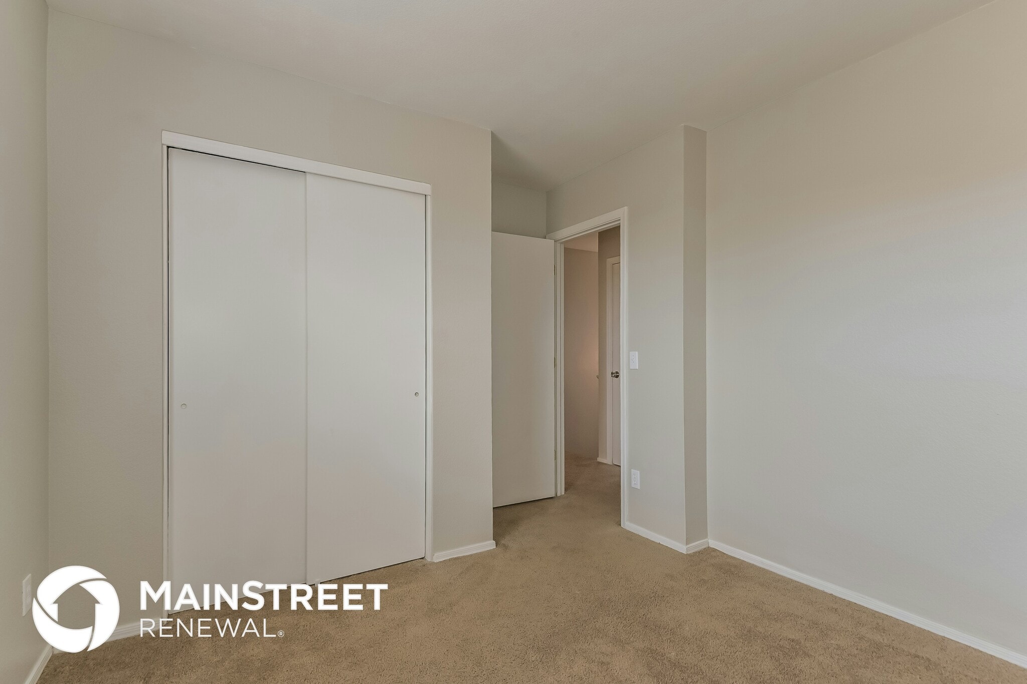 Building Photo - 7080 S Dunnock Dr