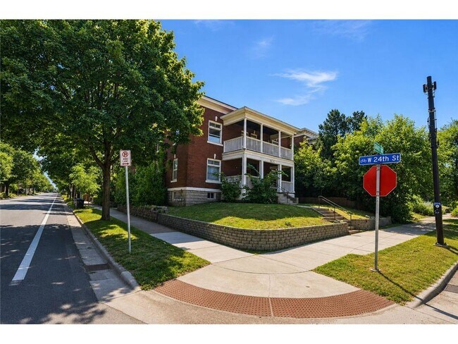 Building Photo - 2401 Harriet Ave
