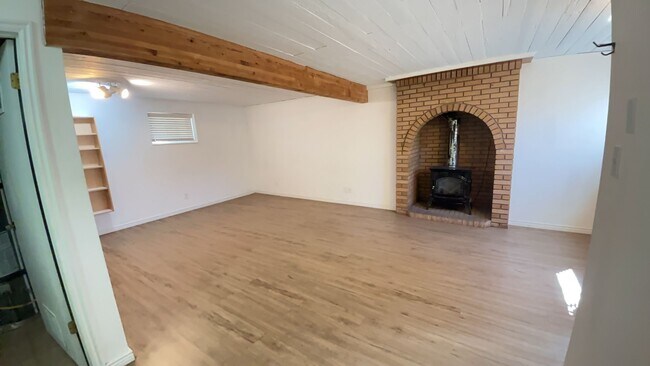 Building Photo - 3 Bedroom Home in Cedar City!