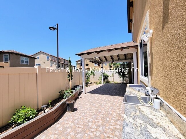 Building Photo - 12464 Boxwood Terrace