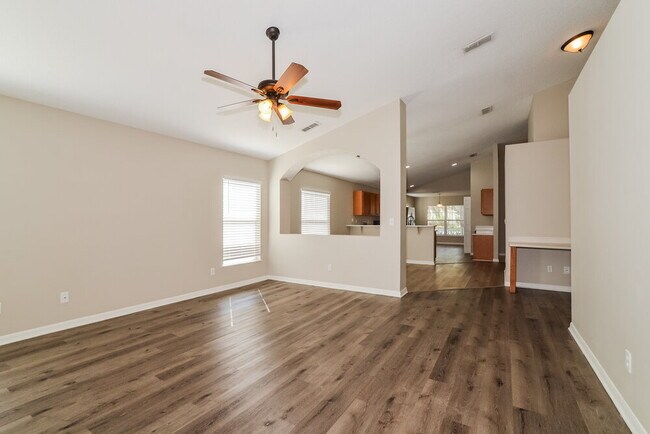 Building Photo - 4085 Waltham Forest Dr